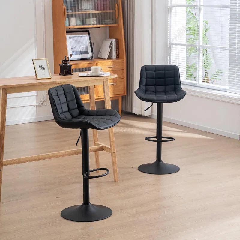 Wolt Bar Stool